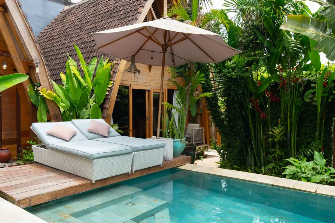 Tropical bungalow at The Green Escape